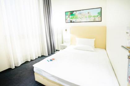 Select Hotel Berlin Checkpoint Charlie - image 8