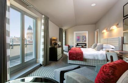 Rocco Forte Hotel De Rome - image 1