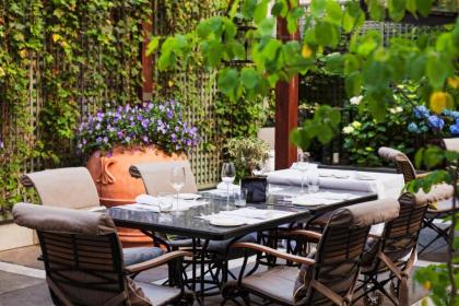 Rocco Forte Hotel De Rome - image 11