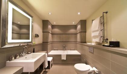 Rocco Forte Hotel De Rome - image 15