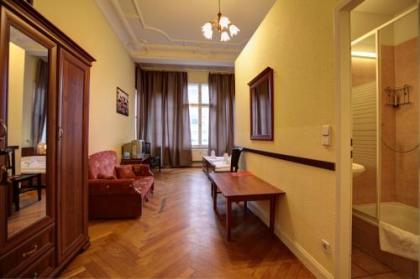 Hotel Pension Bernstein am Kurfürstendamm - image 11