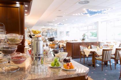 Hollywood Media Hotel AM Kurfurstendamm - image 4