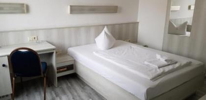 Central-Hotel Tegel - image 13