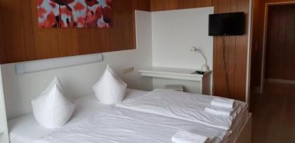 Central-Hotel Tegel - image 8