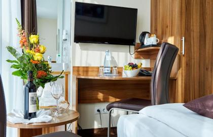 B&B HOTEL Berlin-Mitte - image 2