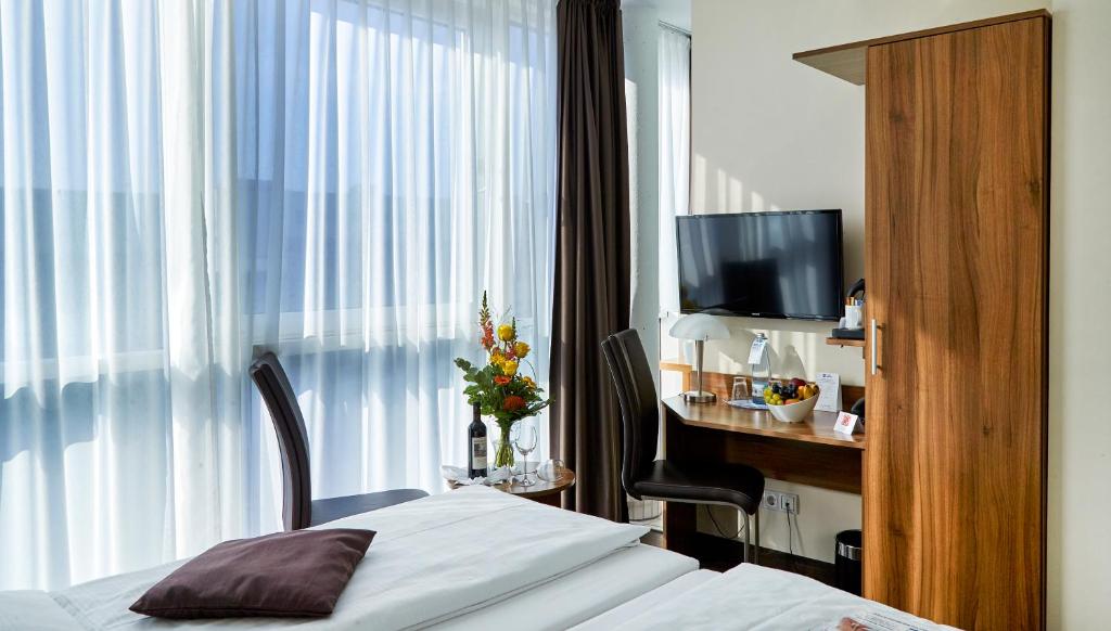 B&B HOTEL Berlin-Mitte - image 6