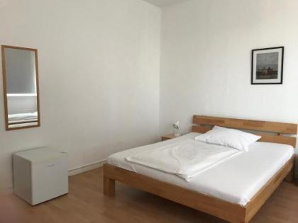 City Inn - image 11
