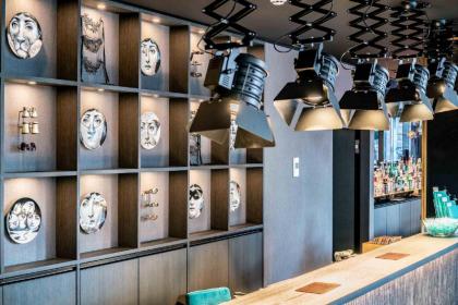 Motel One Berlin Ku'Damm - image 18
