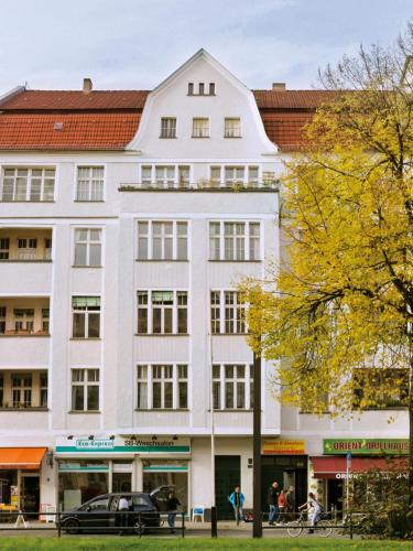 Hotel AVAlex - main image