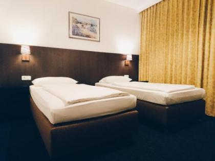 Aparthotel Vega Berlin - image 3