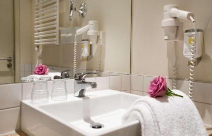 B&B Hotel Berlin City-Ost - image 19