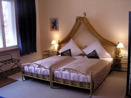 Hotel Pension Senta - image 2