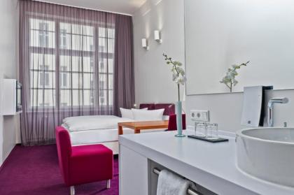 Wyndham Garden Berlin Mitte - image 7