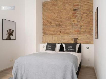 limehome Berlin Kopenhagener Straße - image 1