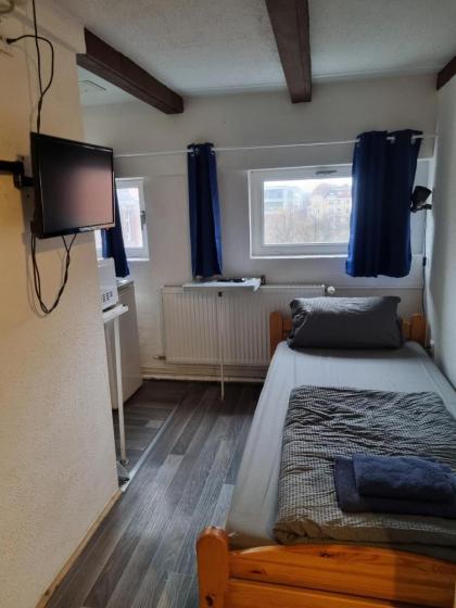icke.apartments - image 6
