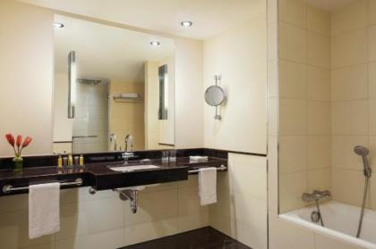 Berlin Marriott Hotel - image 16