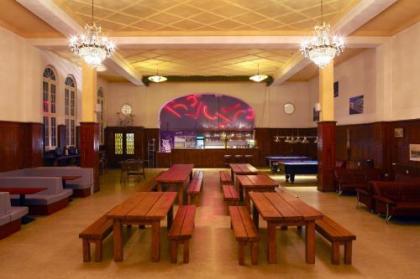 Three Little Pigs Hostel Berlin - image 9