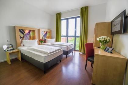 Hotel 4 Youth AM Mauerpark Berlin Mitte - image 8