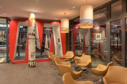 Meininger Hotel Berlin Hauptbahnhof - image 15