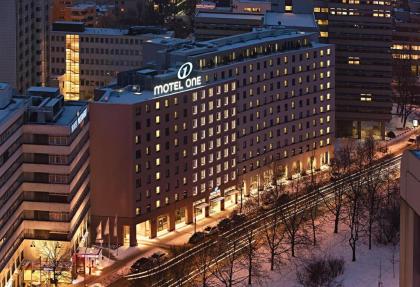 Motel One Berlin-Tiergarten - image 1