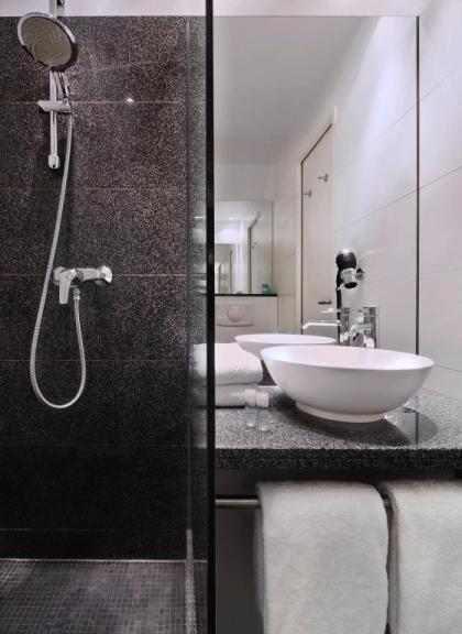 Motel One Berlin-Tiergarten - image 17