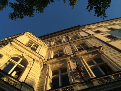 Grand Hostel Berlin Classic - image 1