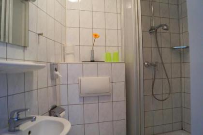 Grand Hostel Berlin Classic - image 5
