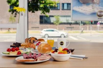 B&B Hotel Berlin Potsdamer Platz - image 11