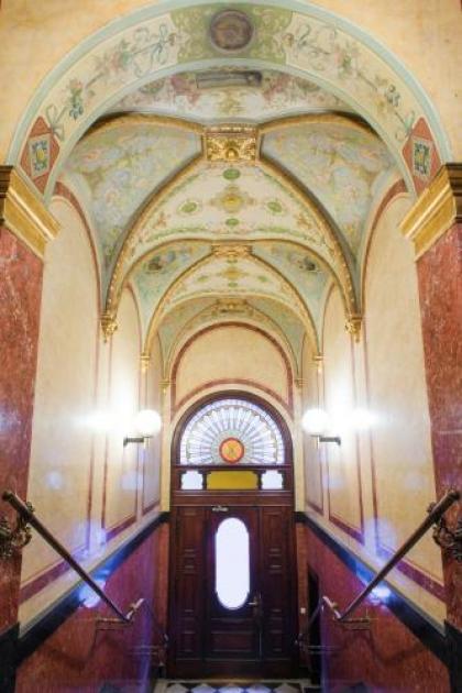 Upper Room Hotel Kurfürstendamm - image 13