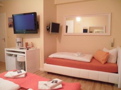 City Guesthouse Pension Berlin - image 9