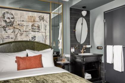 Sir Savigny Hotel - image 10