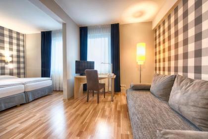 Enjoy Hotel Berlin City Messe - image 12