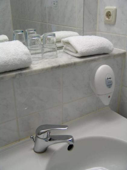 Enjoy Hotel Berlin City Messe - image 2