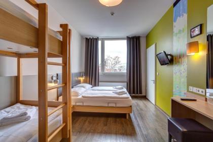 MEININGER Hotel Berlin Mitte - image 11