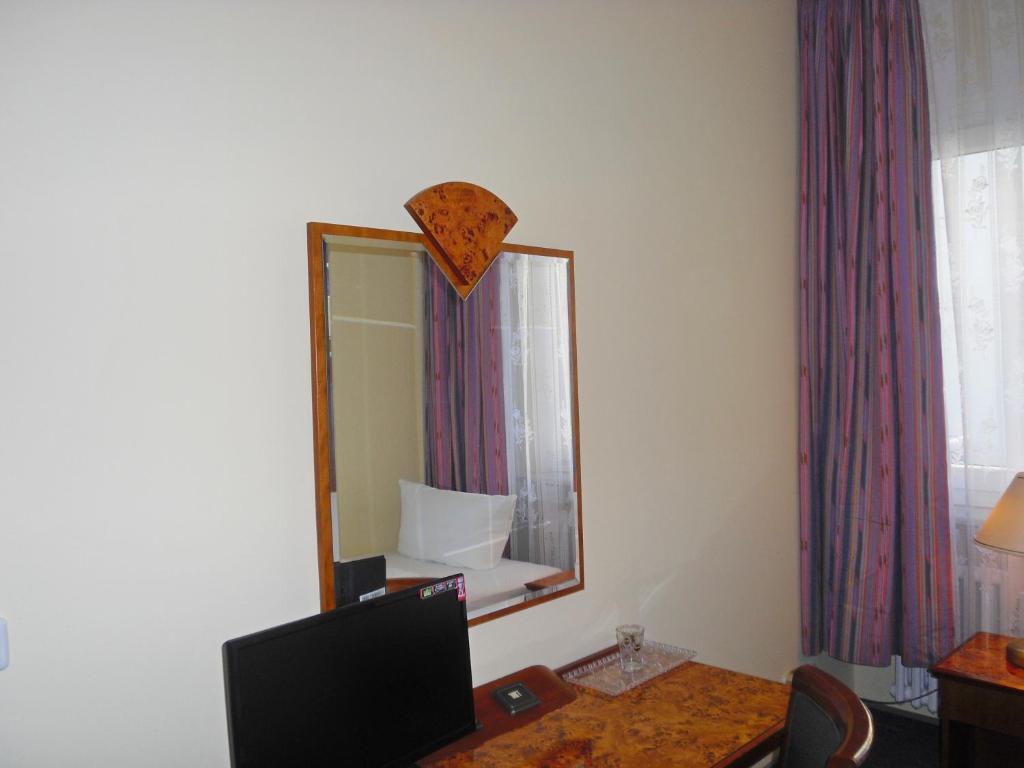 Hotel Amadeus Central - image 3