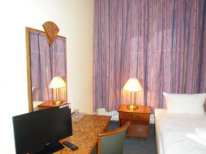Hotel Amadeus Central - image 6