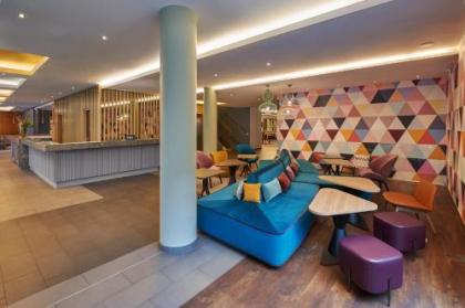 Hampton By Hilton Berlin City West - image 1