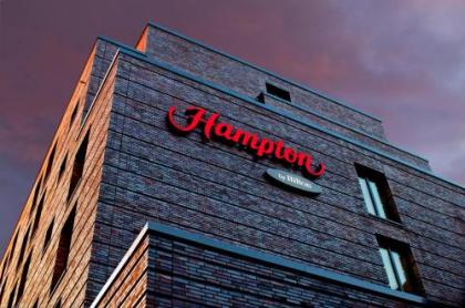 Hampton By Hilton Berlin City West - image 9