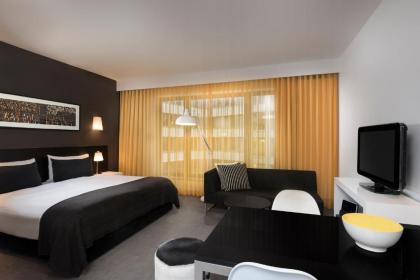 Adina Apartment Hotel Berlin Hackescher Markt - image 19