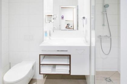 Mercure Hotel MOA Berlin - image 5