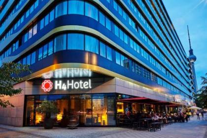 H4 Hotel Berlin Alexanderplatz - image 1