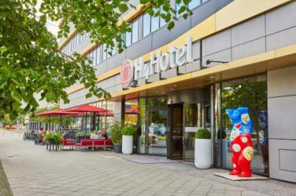 H4 Hotel Berlin Alexanderplatz - image 2