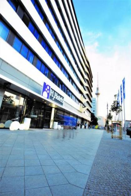H2 Hotel Berlin-Alexanderplatz - image 1
