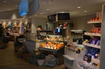 H2 Hotel Berlin-Alexanderplatz - image 11