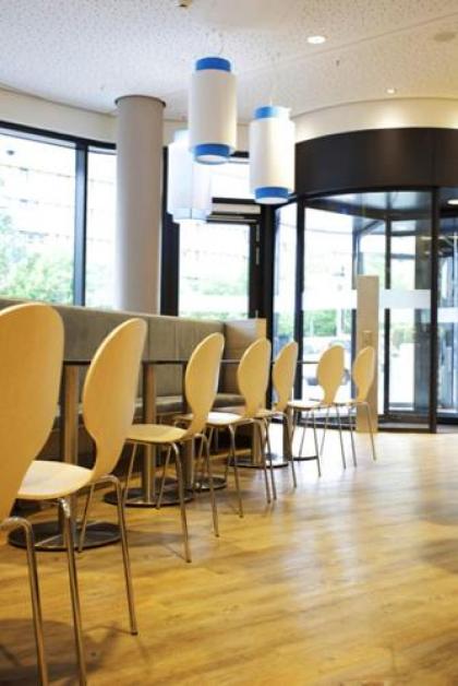 H2 Hotel Berlin-Alexanderplatz - image 13
