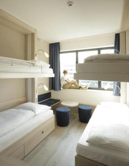 H2 Hotel Berlin-Alexanderplatz - image 3