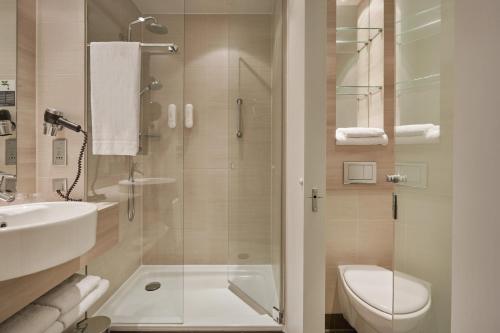 H2 Hotel Berlin-Alexanderplatz - image 7