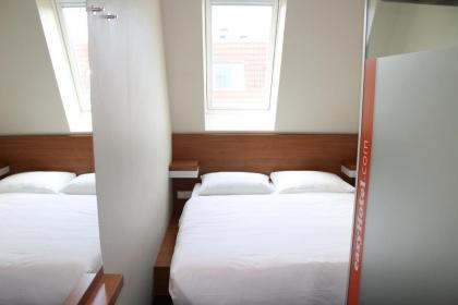 easyHotel Berlin Hackescher Markt - image 18