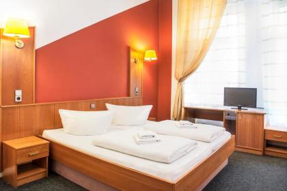 Hotel-Pension Insor - image 4