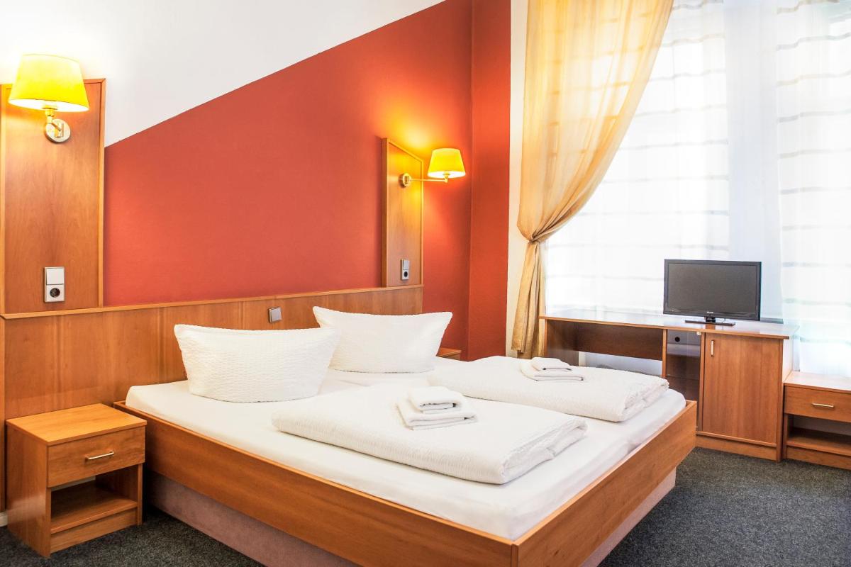 Hotel-Pension Insor - image 4